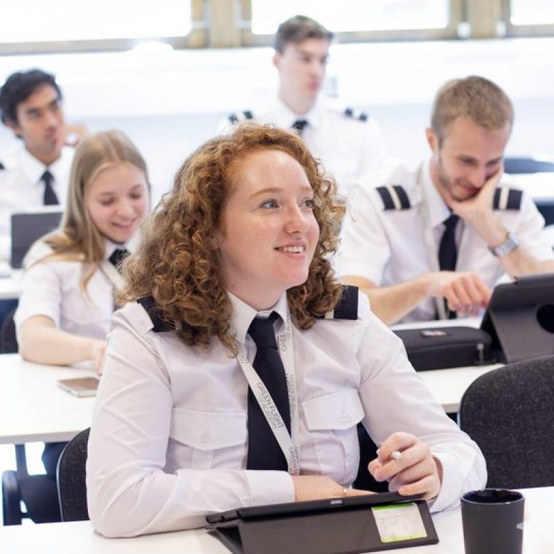 Green Flight Academy students in klassroom[4]